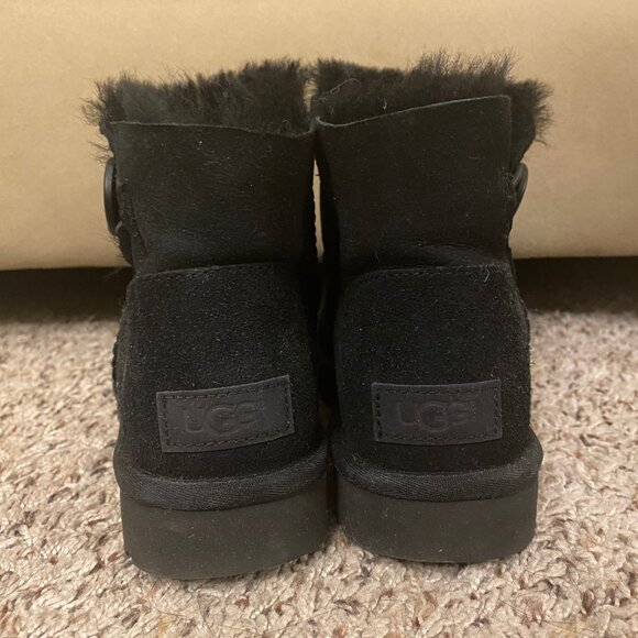 UGG Women Black Suede Water Resistance Shearling Lined Winter Boots Size 5 - Picture 7 of 9